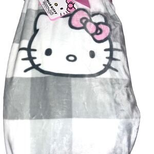 NWT Hello Kitty grey Plaid Plush Throw